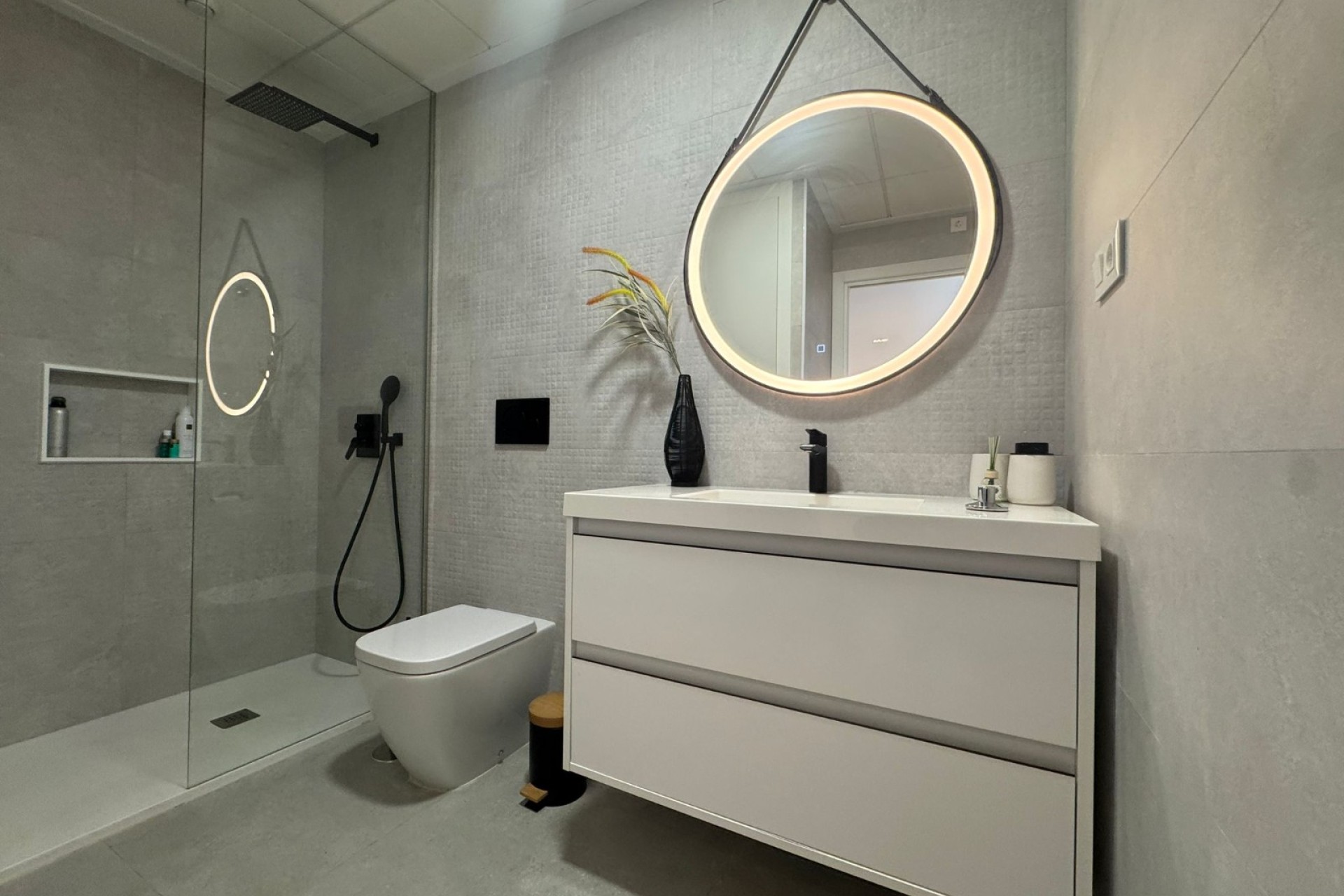 Resale - Apartment  - Guardamar del Segura - El Raso