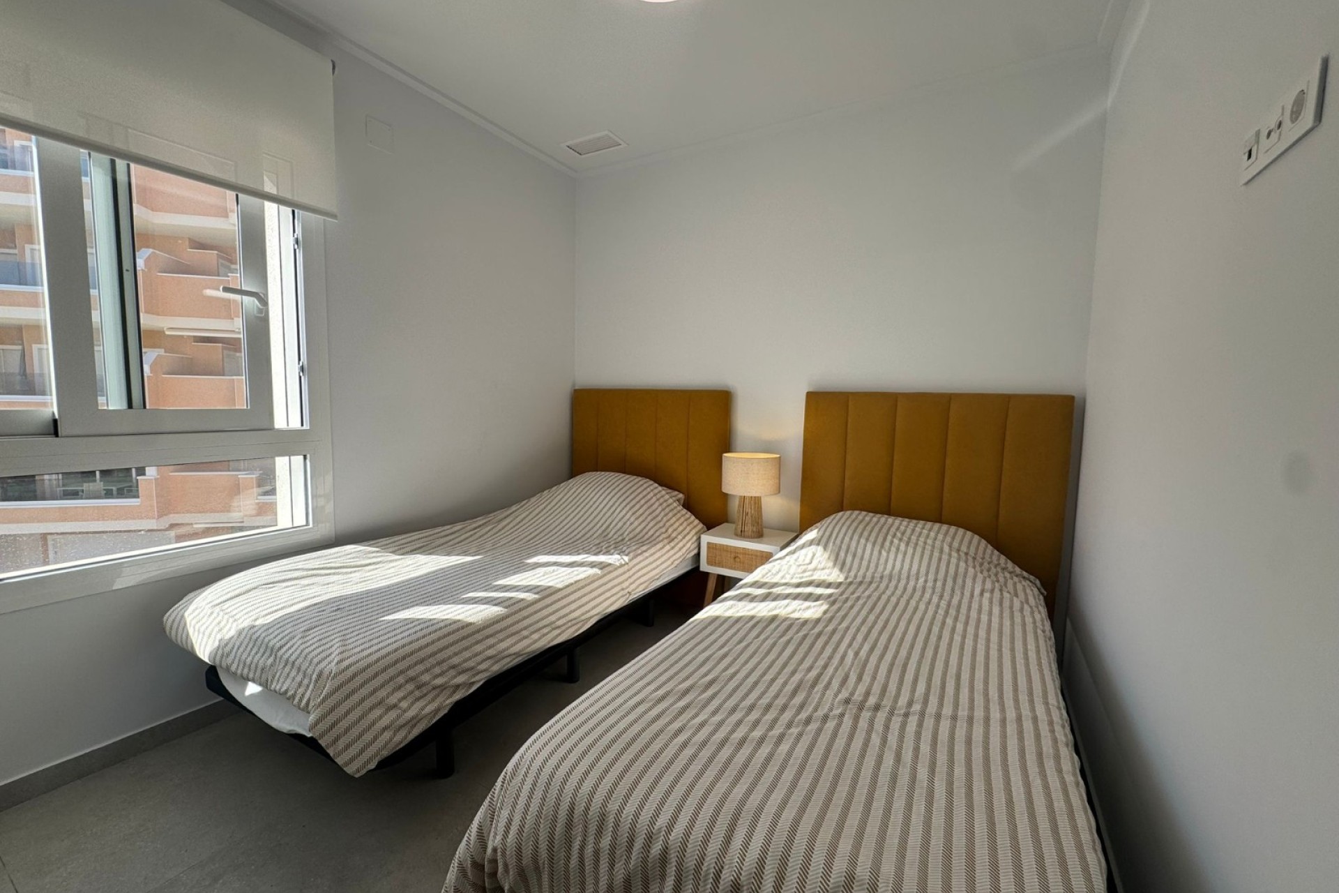 Resale - Apartment  - Guardamar del Segura - El Raso