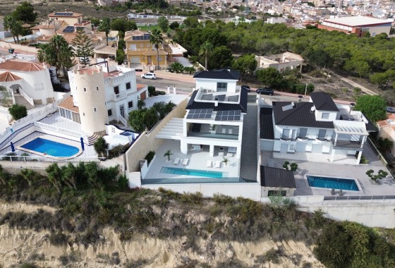 Vrijstaande woning - Bestaande Woningen - Rojales - Ciudad Quesada