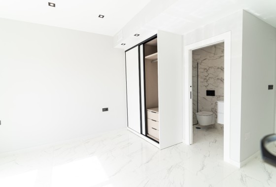 Nieuwbouw Woningen - Geschakelde woning - Orihuela Costa - Punta Prima